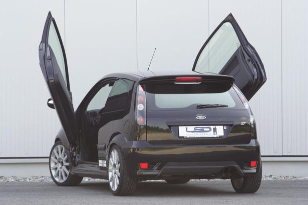 LSD wing doors for Ford Fiesta and Seat Ibiza 6L