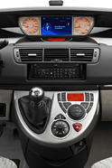 2008 Peugeot 807 9