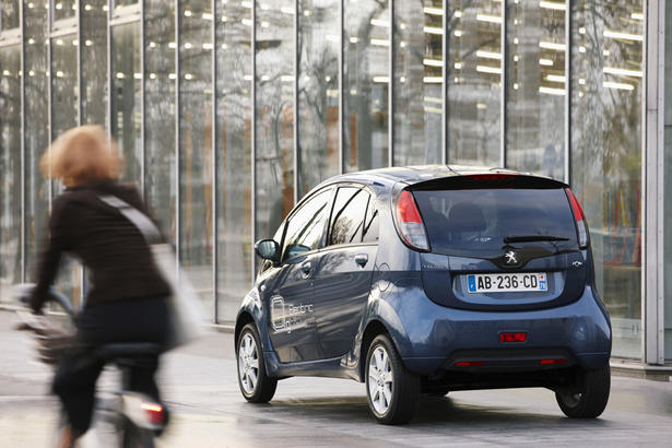 Peugeot iOn In Depth