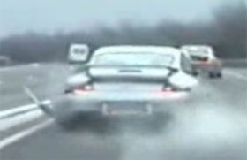 Police chases crashed Porsche video