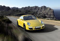 Porsche 911 Carrera 4 GTS Coupe 3