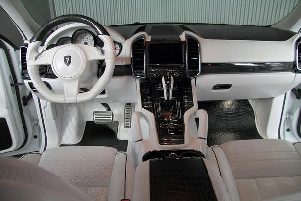 Anderson Porsche Cayenne Turbo White Dream