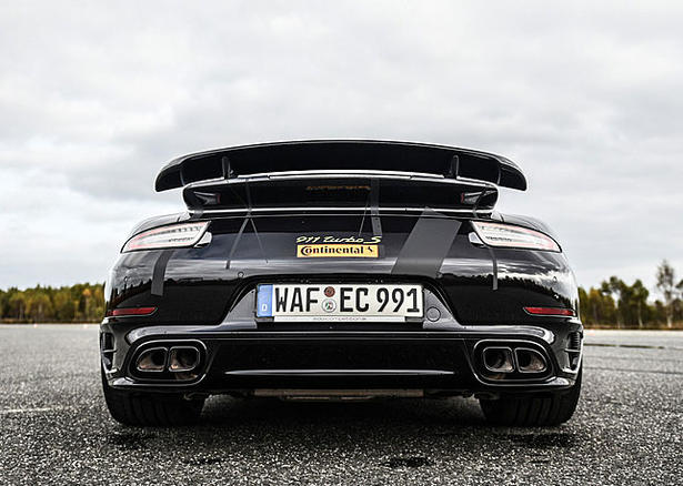 Edo Porsche 911 Turbo Blackburn Hits 62 mph in 2.7s