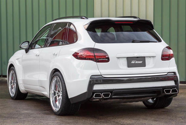 FAB Design Porsche Cayenne Emperor II