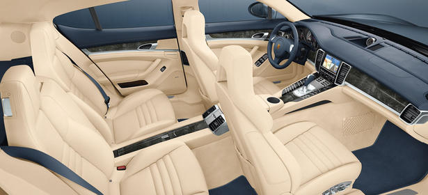 Porsche Panamera interior