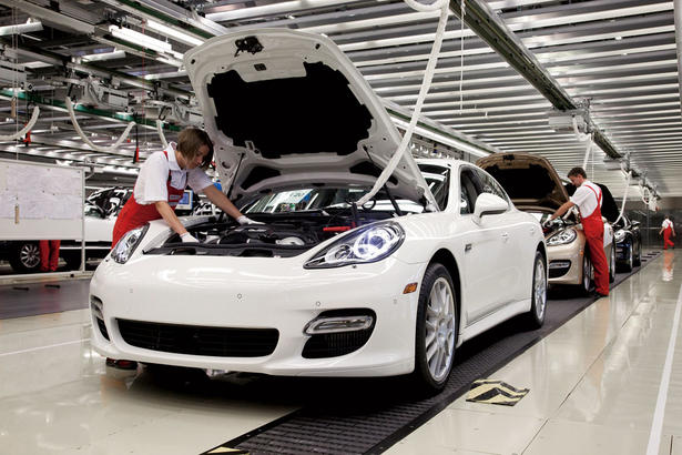 Porsche Panamera Enters Production