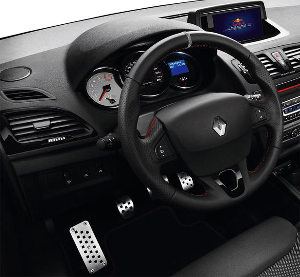 Renault Megane RS 265 Red Bull RB8
