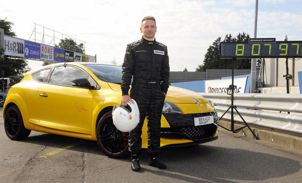 Renault Megane RS Trophy Nurburgring Record