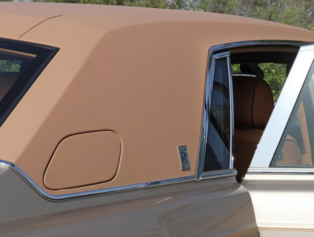 Rolls Royce Phantom Baynounah