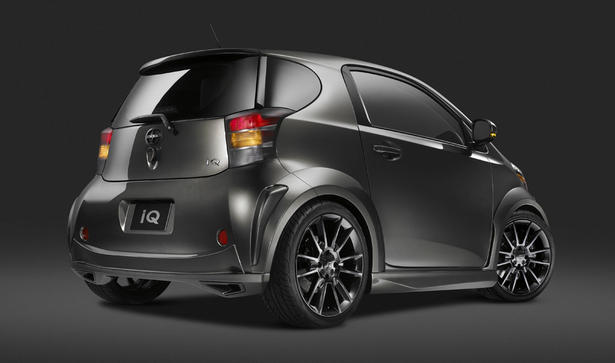 Axis Scion iQ
