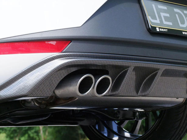 JE Design Seat Leon FR (2013)