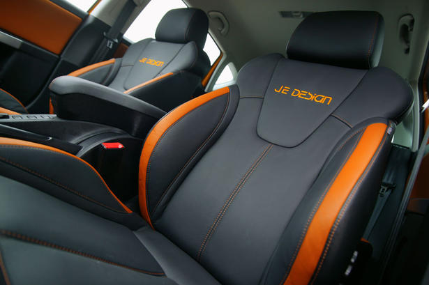 2010 JE DESIGN Seat Leon FR