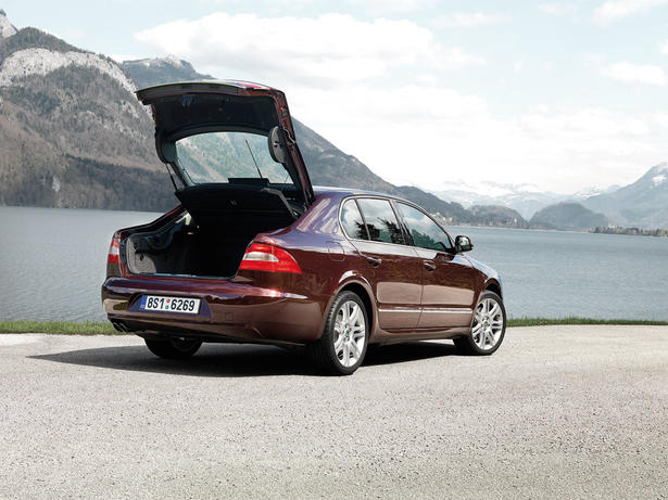 2008 Skoda Superb New Photos