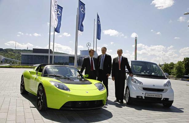 Daimler Buys 10 percent of Tesla