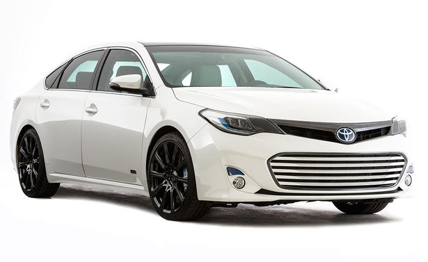 Toyota Avalon At 2012 SEMA