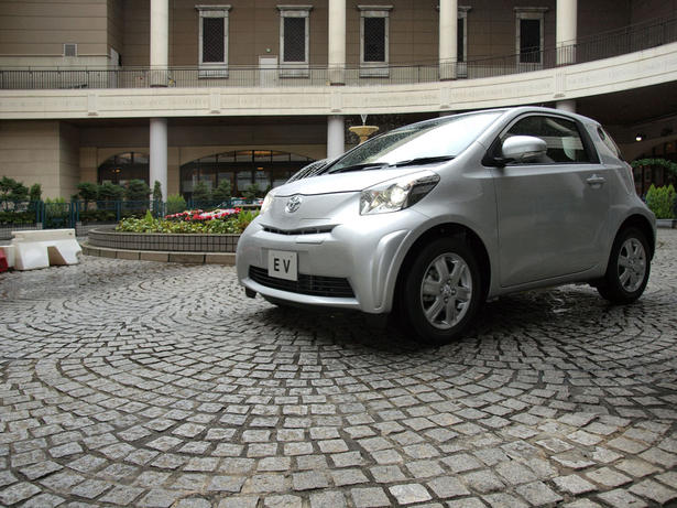 Toyota iQ Electric