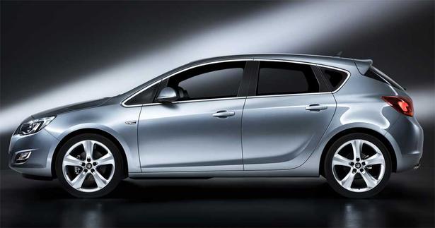 2010 Vauxhall Astra interior