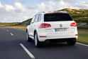 2012 Volkswagen Touareg R Line 11