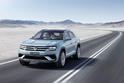 Volkswagen Cross Coupe GTE Concept 17