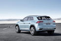 Volkswagen Cross Coupe GTE Concept 21