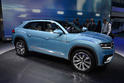 Volkswagen Cross Coupe GTE Concept 7
