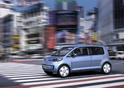 Volkswagen space up 3