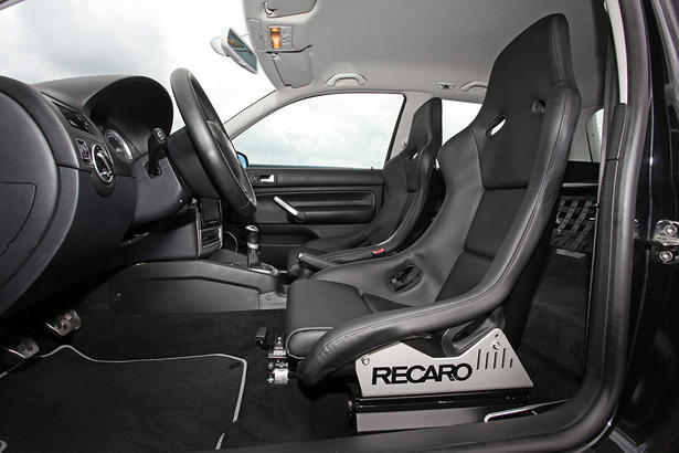 650 hp Volkswagen Golf R32 Powerkit by HPerformance