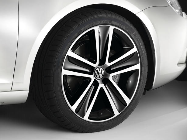 Volkswagen Eos White Night Price