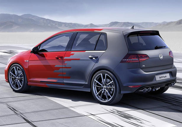 Volkswagen takes Touchscreens to New Levels with the Golf R Touch