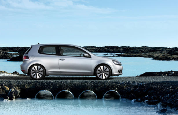 Volkswagen Golf VI Unveiled