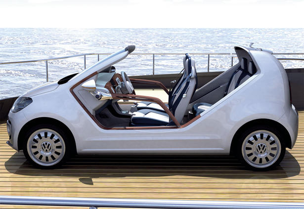 Volkswagen up azzurra