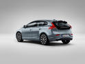 2017 Volvo V40 29