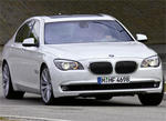 Video: BMW 760Li vs Mercedes S63 AMG