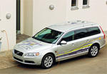 Volvo plug in hybrid by 2012