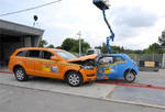 Audi Q7 vs Fiat 500 Crash Test