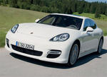 Avis Porsche Panamera rental car