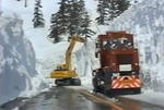 Video: Cleaning Roads After Huge Snowfall