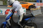 Video: Lamborghini Gallardo vs Rocket Vespa