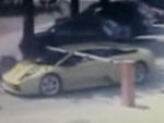 Video: Lamborghini free parking
