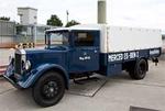 Mercedes reproduces 1930s race car carrier