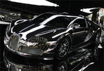 Mirror finish Bugatti Veyron