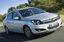 Opel Astra Notchback Photos