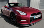 2014 Nissan GT R vs BMW M5