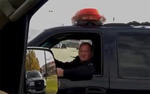 Civilian Stops Cop For Not Wearing A Seatbelt
