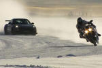Porsche 911 GT3 RS vs Yamaha R1 On Ice